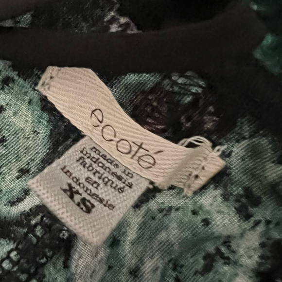 UO ECOTE Ecote Bellatrix Floral Green Velvet Bodycon Midi Dress XS - Picture 11 of 14